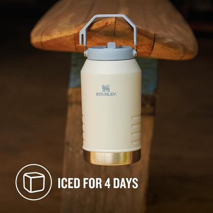 STANLEY IceFlow™ Flip Straw 2.0 Jug 1.9L | Frost