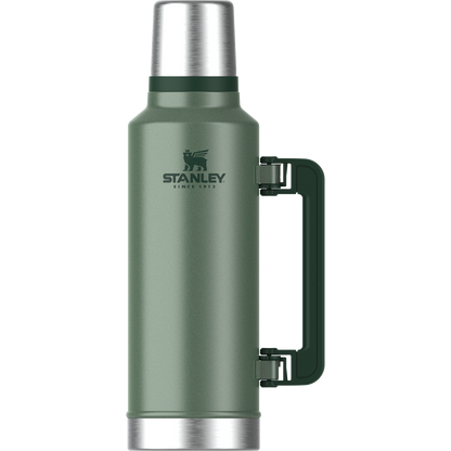 STANLEY Legendary Classic Bottle | Hammer tone green