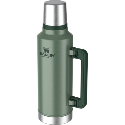 STANLEY Legendary Classic Bottle | Hammer tone green